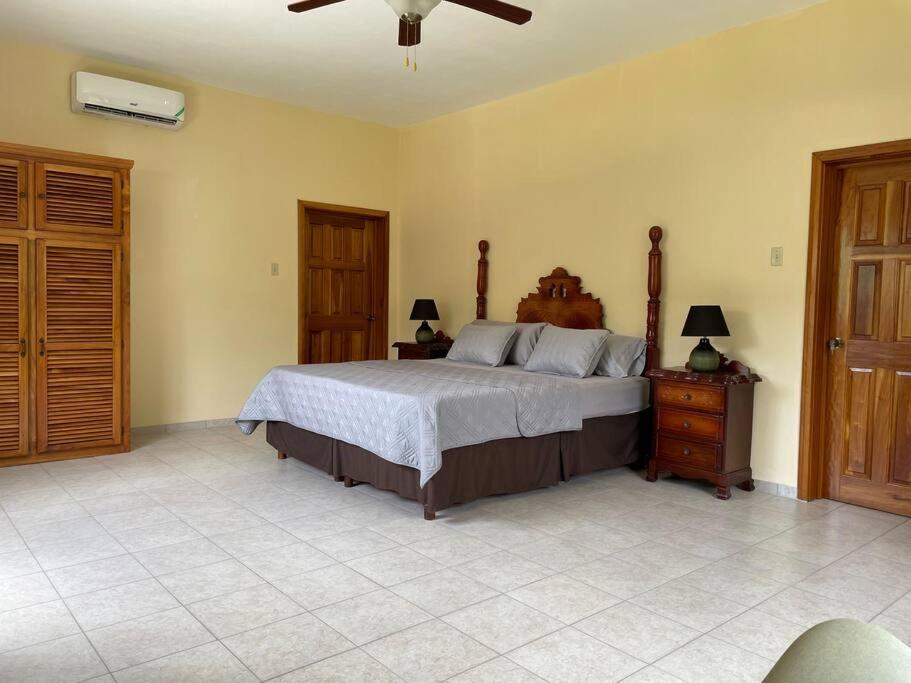Spring Garden Mobay Resort Luxurious Apartments 몬테고 베이 외부 사진