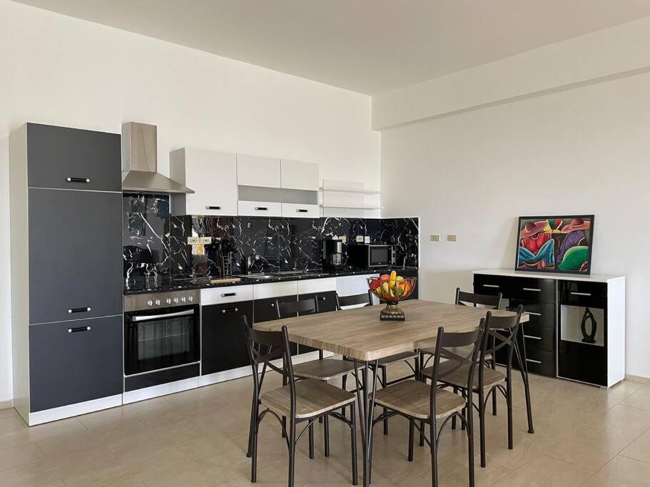 Spring Garden Mobay Resort Luxurious Apartments 몬테고 베이 외부 사진