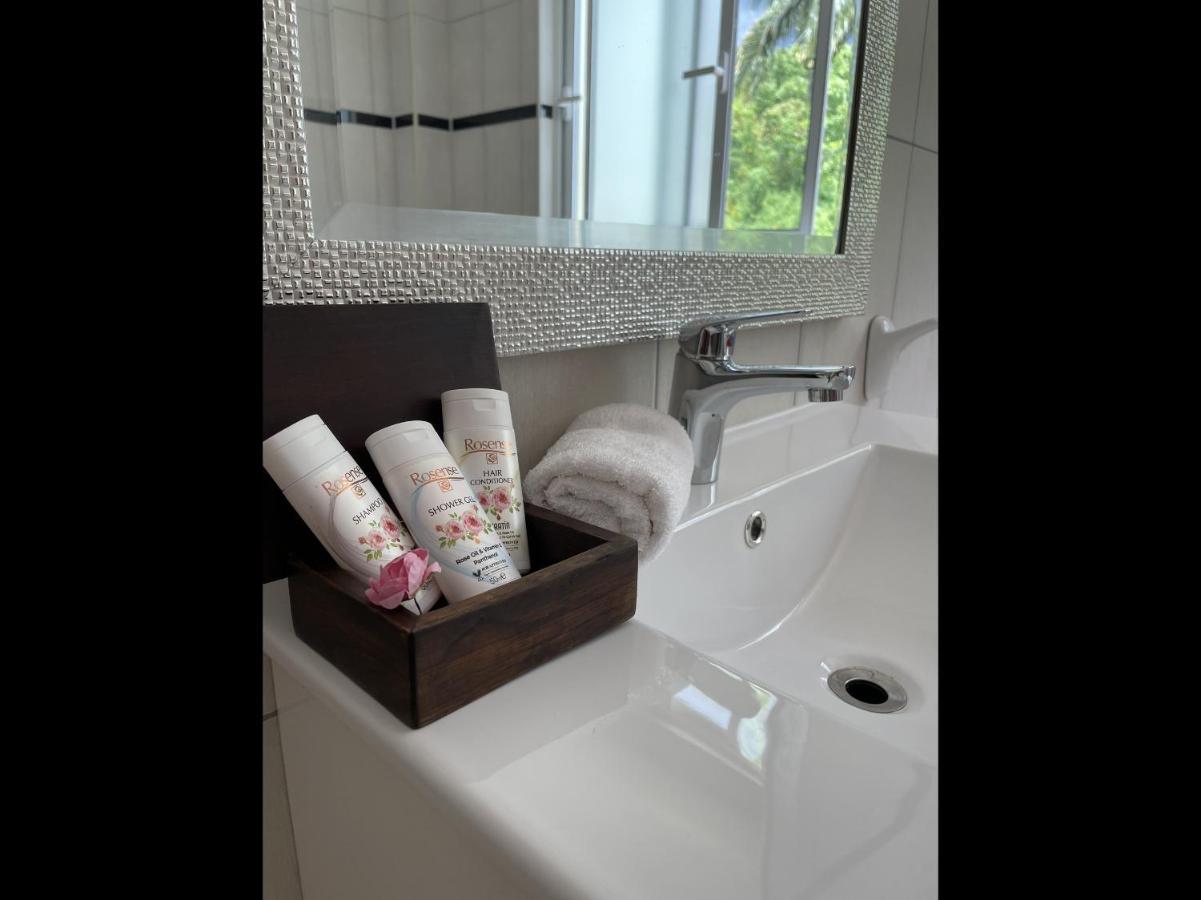Spring Garden Mobay Resort Luxurious Apartments 몬테고 베이 외부 사진