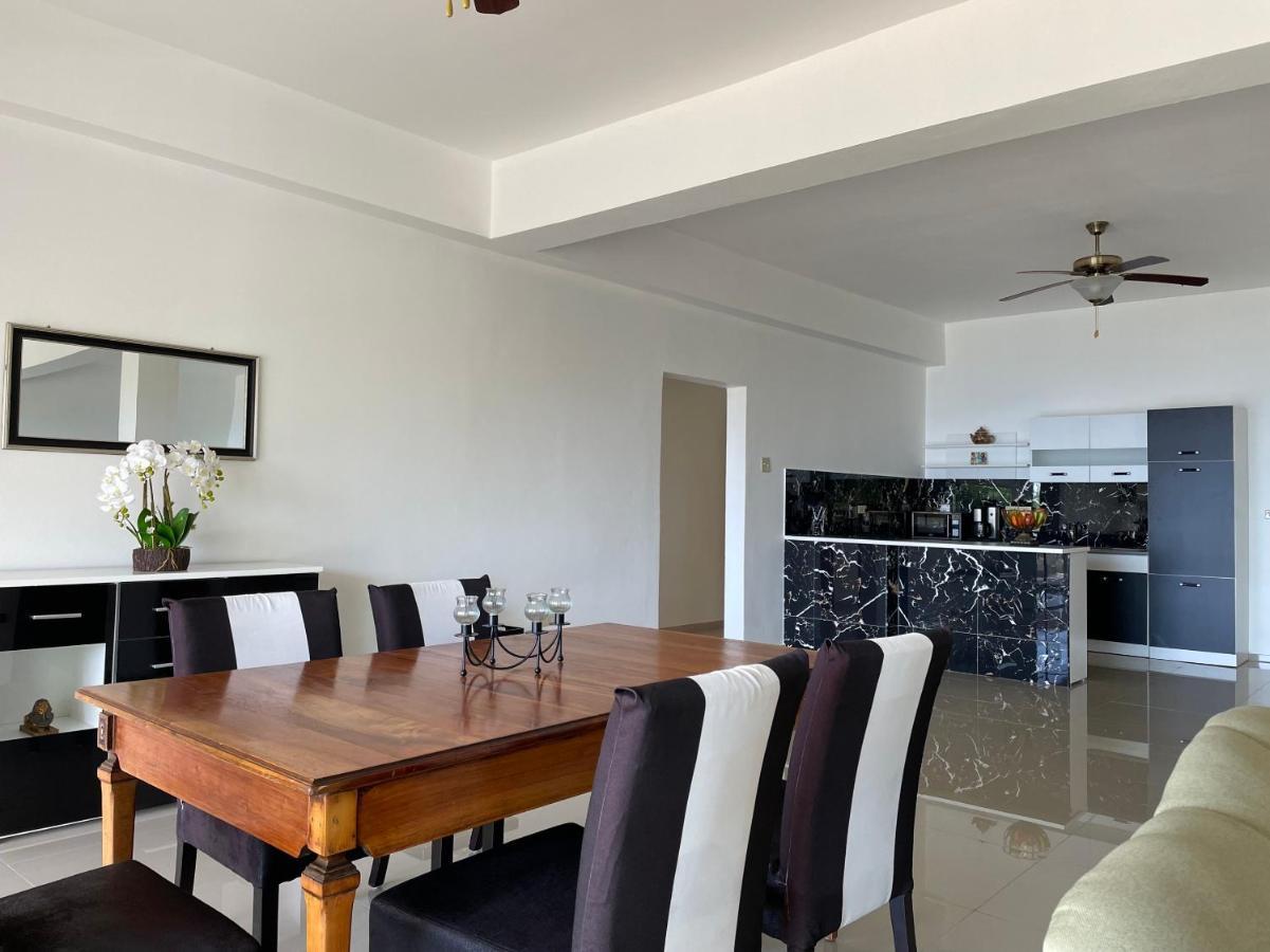 Spring Garden Mobay Resort Luxurious Apartments 몬테고 베이 외부 사진